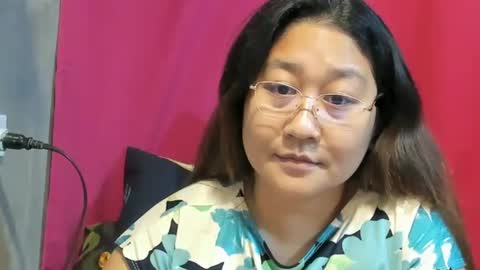 Snapshot of sweetpilipina88 chatting on January 2025 07:46:02 AM MIA online show from January 2025 07:46:02 AM