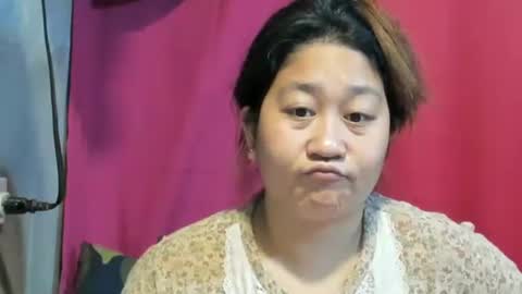 Snapshot of sweetpilipina88 chatting on February 2025 08:46:01 AM MIA online show from February 2025 08:46:01 AM