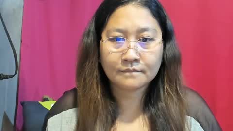 Snapshot of sweetpilipina88 chatting on February 2025 06:50:02 AM MIA online show from February 2025 06:50:02 AM