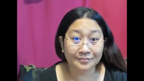 Snapshot of sweetpilipina88 chatting on February 2025 12:04:02 PM MIA online show from February 2025 12:04:02 PM