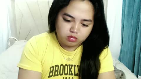 Snapshot of sweetprincess_athena chatting on March 2025 04:38:02 AM Princess Ella online show from March 2025 04:38:02 AM