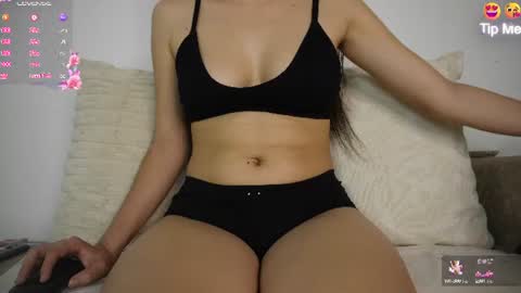 Snapshot of sweetpussyhot_ chatting on June 2026 03:20:02 AM Hello Welcome Im here from WEDNESDAY to SUNDAY 430am to 830am and 3 to 7 timeMONDAY and TUESDAY i rest online show from June 2026 03:20:02 AM