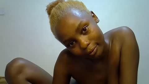 Snapshot of sweetrall chatting on February 2026 11:23:01 PM Lilly online show from February 2026 11:23:01 PM