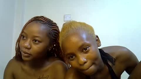 Snapshot of sweetrall chatting on February 2026 11:45:02 PM Lilly online show from February 2026 11:45:02 PM