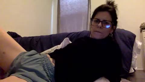 sweetriddance online show from November 2025 06:01:01 PM