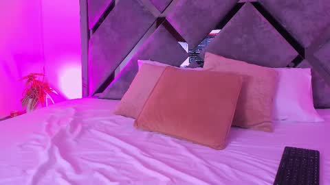 sweetsalome_01 online show from February 2026 12:21:01 PM