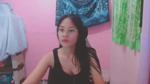 Snapshot of sweetsexygirl20 chatting on May 2026 12:12:02 PM Mia online show from May 2026 12:12:02 PM