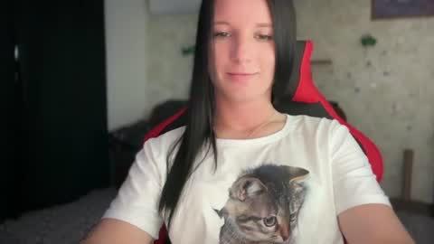 Snapshot of sweetshy99 chatting on July 2026 04:00:01 PM Sweet Shy online show from July 2026 04:00:01 PM