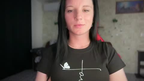 Snapshot of sweetshy99 chatting on July 2026 06:15:02 PM Sweet Shy online show from July 2026 06:15:02 PM