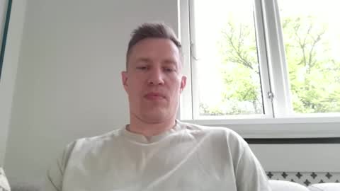Snapshot of sweetsinner83 chatting on May 2026 06:37:01 PM sweetsinner83 online show from May 2026 06:37:01 PM