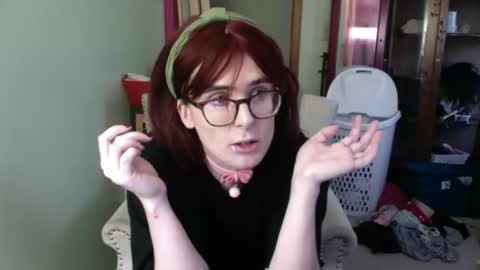 Snapshot of sweetskylarxo chatting on September 2025 12:49:02 PM sweetskylarxo online show from September 2025 12:49:02 PM