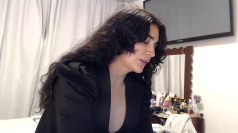 Dianis online show from February 2026 12:03:01 AM