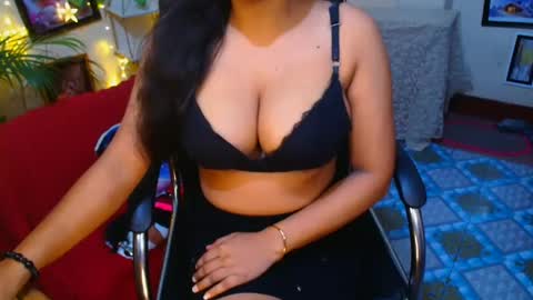 SweetSour online show from September 2025 09:25:02 PM