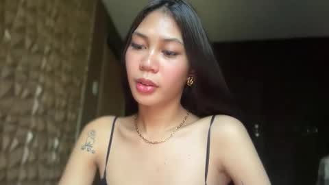 Snapshot of sweetstares chatting on November 2025 02:22:02 AM yanny online show from November 2025 02:22:02 AM