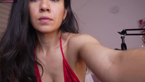 Sofia  online show from December 2024 04:09:01 PM