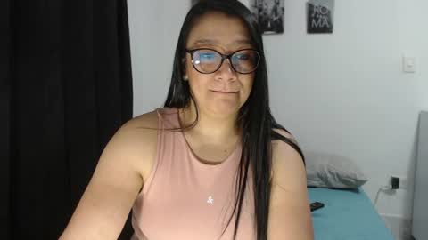 Snapshot of sweetstormi chatting on July 2026 08:40:02 AM Stormi online show from July 2026 08:40:02 AM