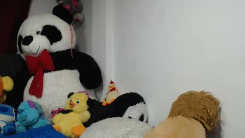Snapshot of sweett_candy1 chatting on February 2025 06:46:02 AM sweett_candy1 online show from February 2025 06:46:02 AM