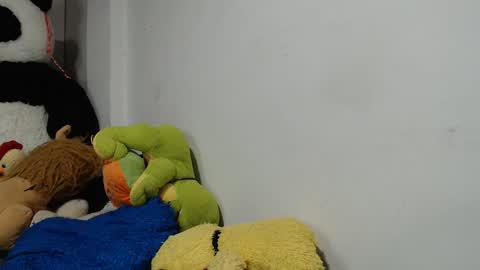 Snapshot of sweett_candy1 chatting on February 2025 03:34:02 AM sweett_candy1 online show from February 2025 03:34:02 AM