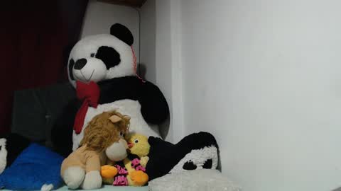 Snapshot of sweett_candy1 chatting on February 2025 05:41:01 AM sweett_candy1 online show from February 2025 05:41:01 AM