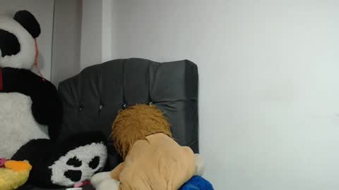 Snapshot of sweett_candy1 chatting on March 2025 04:02:02 AM sweett_candy1 online show from March 2025 04:02:02 AM