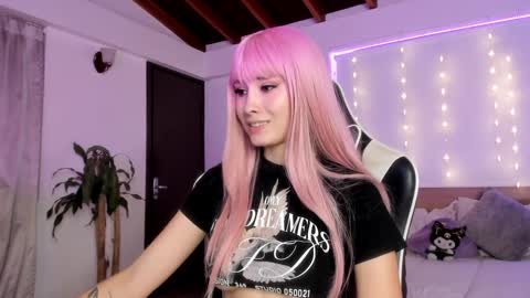 Snapshot of sweett_catt1 chatting on December 2024 05:52:02 AM Cat independent model online show from December 2024 05:52:02 AM