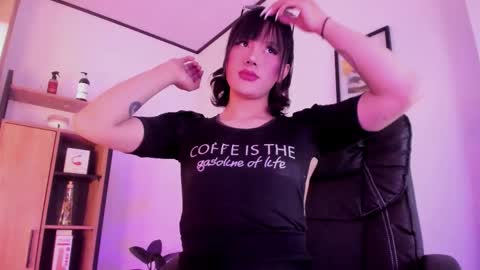 Snapshot of sweett_lust chatting on January 2026 04:17:01 AM sweett_lust online show from January 2026 04:17:01 AM