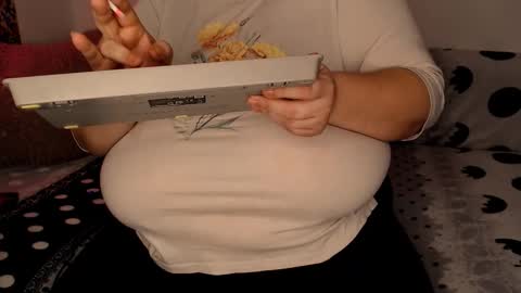 Maya online show from November 2025 10:26:02 AM