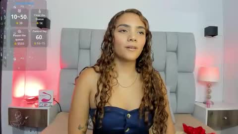 Sweetty online show from November 2025 07:17:01 PM