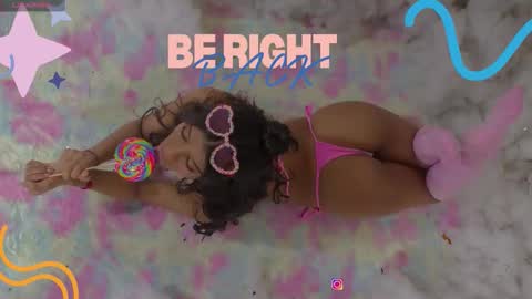 sweetviolet___ online show from January 2026 12:10:02 PM