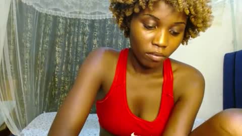 Snapshot of sweety_spixxy chatting on April 2026 08:57:02 PM Dolly online show from April 2026 08:57:02 PM