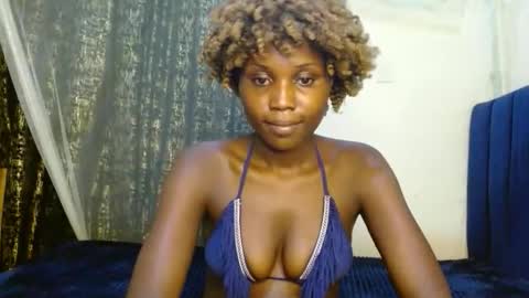Snapshot of sweety_spixxy chatting on May 2026 04:26:01 PM Dolly online show from May 2026 04:26:01 PM