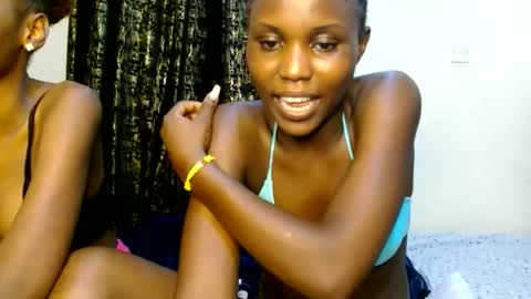 Snapshot of sweety_spixxy chatting on May 2026 11:02:01 PM Dolly online show from May 2026 11:02:01 PM