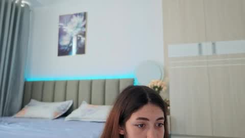 Snapshot of sweety_vikky chatting on April 2026 12:08:02 AM Vikky online show from April 2026 12:08:02 AM