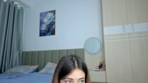 Snapshot of sweety_vikky chatting on May 2026 12:19:01 AM Vikky online show from May 2026 12:19:01 AM