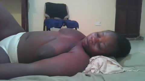 sweetyass25 online show from March 2026 06:01:02 PM