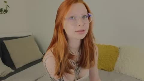 Snapshot of sweetykitty_x chatting on July 2026 12:48:02 PM Jenny give it a sub online show from July 2026 12:48:02 PM
