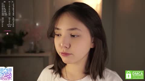 Astrid online show from November 2025 04:35:01 AM