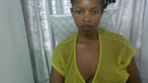 sweetz_candice online show from October 2025 12:37:02 PM