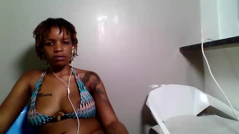 Snapshot of sweetz_candice chatting on May 2026 12:19:02 AM sweetz_candice online show from May 2026 12:19:02 AM