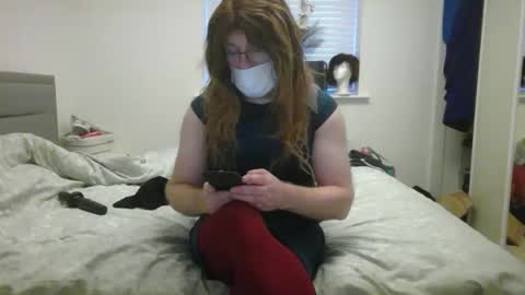 Kikswitch1977 online show from December 2025 02:33:01 PM