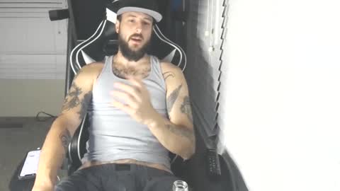 swoozy_ online show from October 2025 12:30:02 AM