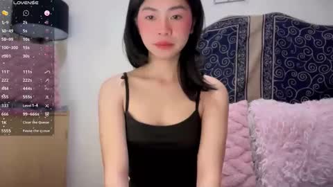 Holly online show from March 2026 10:05:02 PM