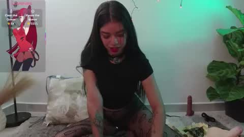 Helen  online show from September 2025 07:19:02 PM