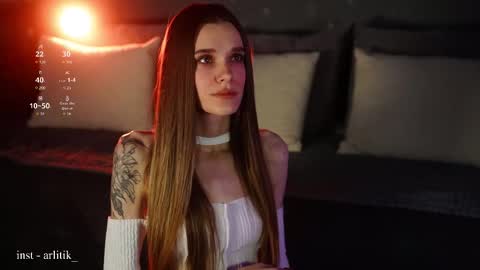 syaosan_ online show from February 2026 02:42:02 AM