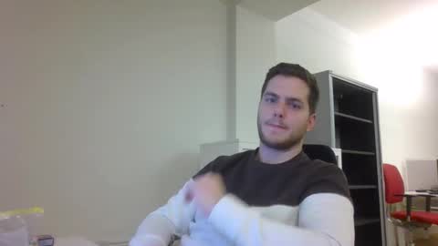 syl092 online show from December 2024 04:38:01 PM