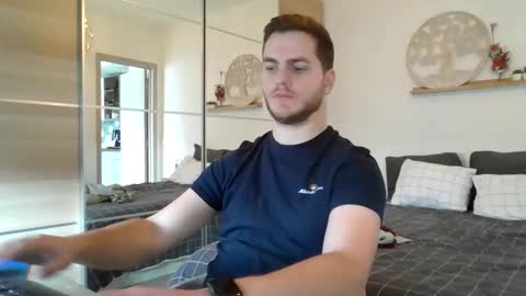 syl092 online show from January 2025 01:28:01 PM