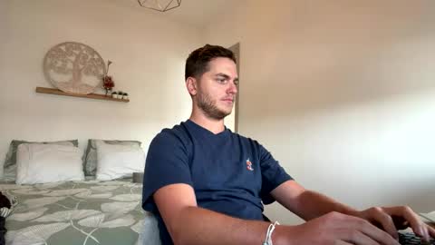 syl092 online show from March 2026 12:56:02 PM