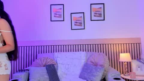 sylvana online show from November 2025 04:23:02 AM