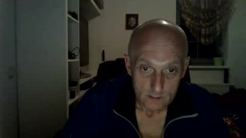 Snapshot of sylverstart92 chatting on March 2025 08:44:02 PM sylverstart92 online show from March 2025 08:44:02 PM