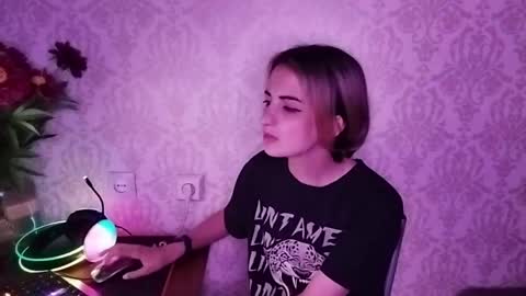 Emily online show from May 2026 06:09:01 PM